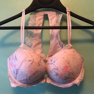 NWT Victoria’s Secret Push Up Bra